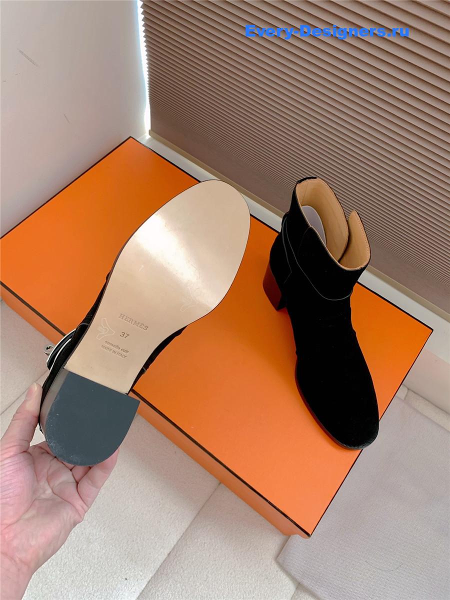 H**me5 black suede frenchie 50 ankle boots