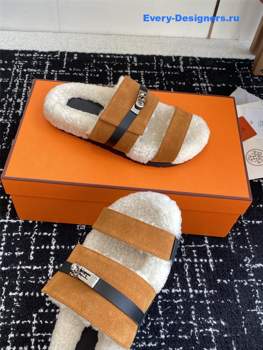 H**me5 brown suede sherling chypre sandal