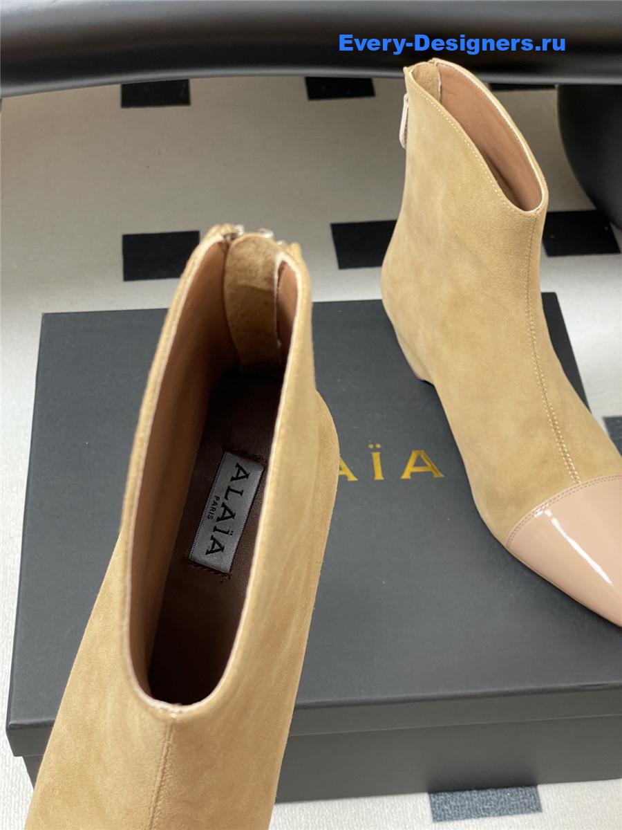 Alaia Beige Pointed Suede Ankle Boots