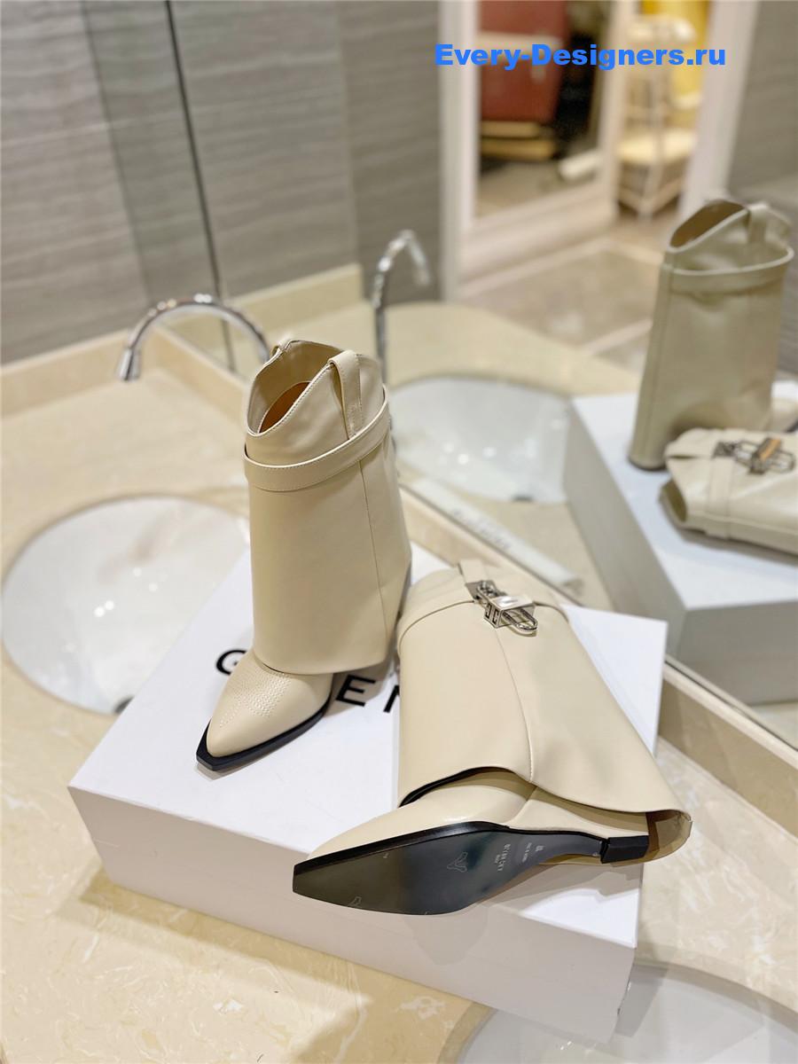 Givenchy 60mm Shark Lock Cowboy White Leather Boots