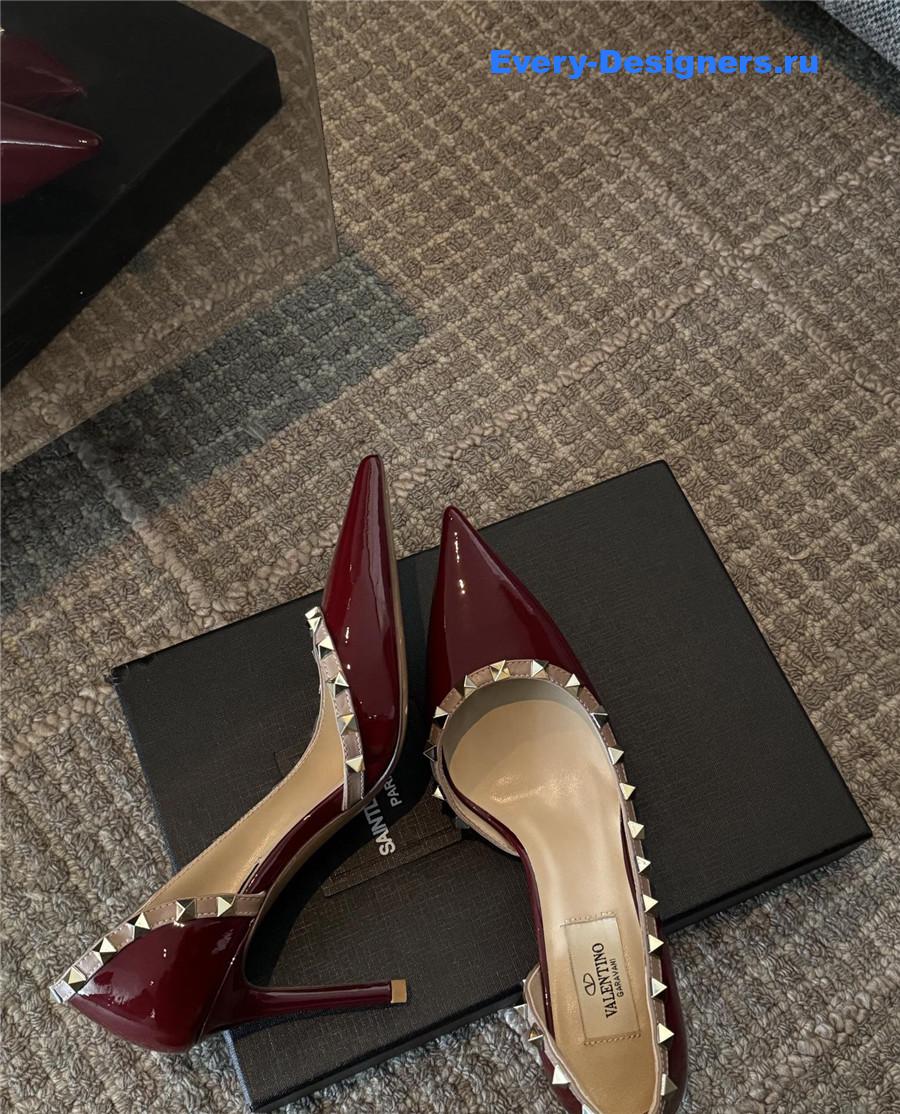 Va1e*ntin0 garavani rockstud pumps in burgundy patent leather