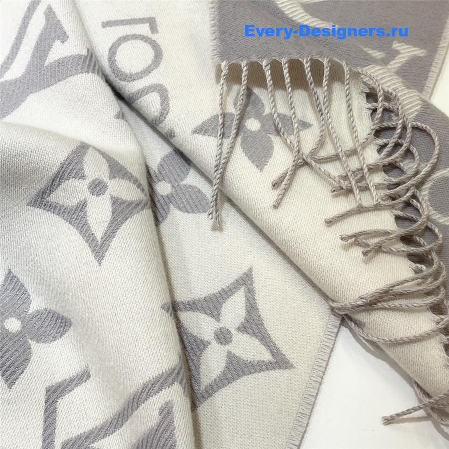 l0vis Vvtt0n lv grey essential shine scarf