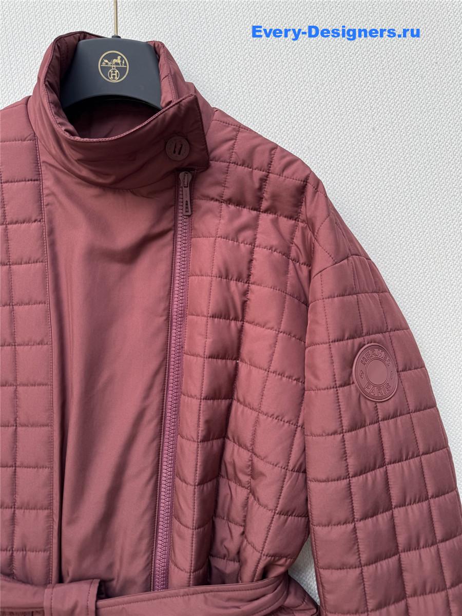 H**me5 burgundy quilted coat