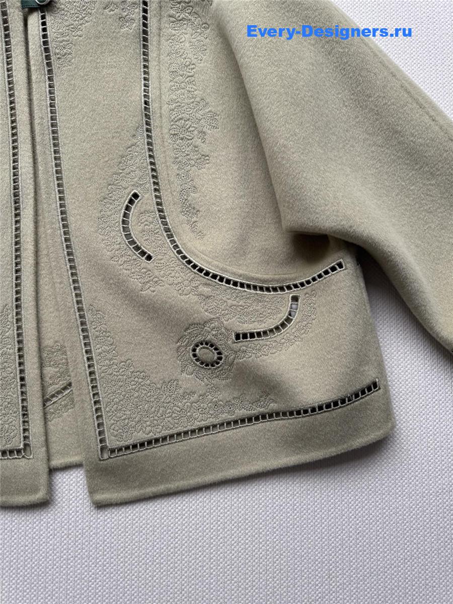 H**me5 green cashmere jacket