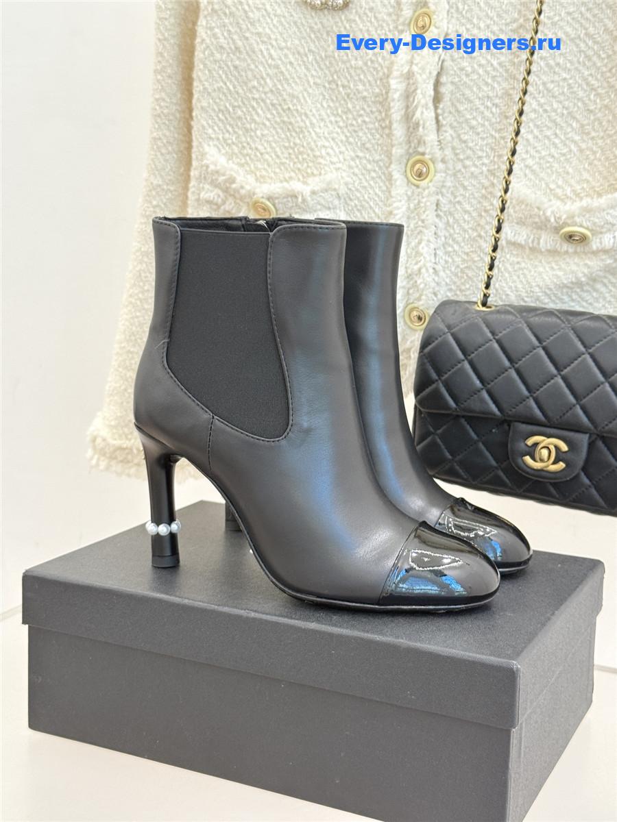 Ch**el classic pearl heel high heel ankle boots