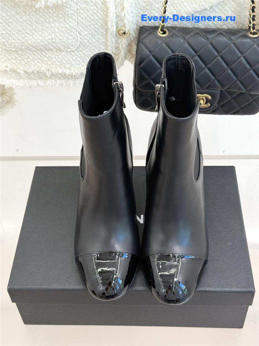 Ch**el classic pearl heel high heel ankle boots