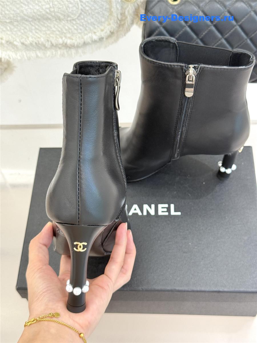 Ch**el classic pearl heel high heel ankle boots