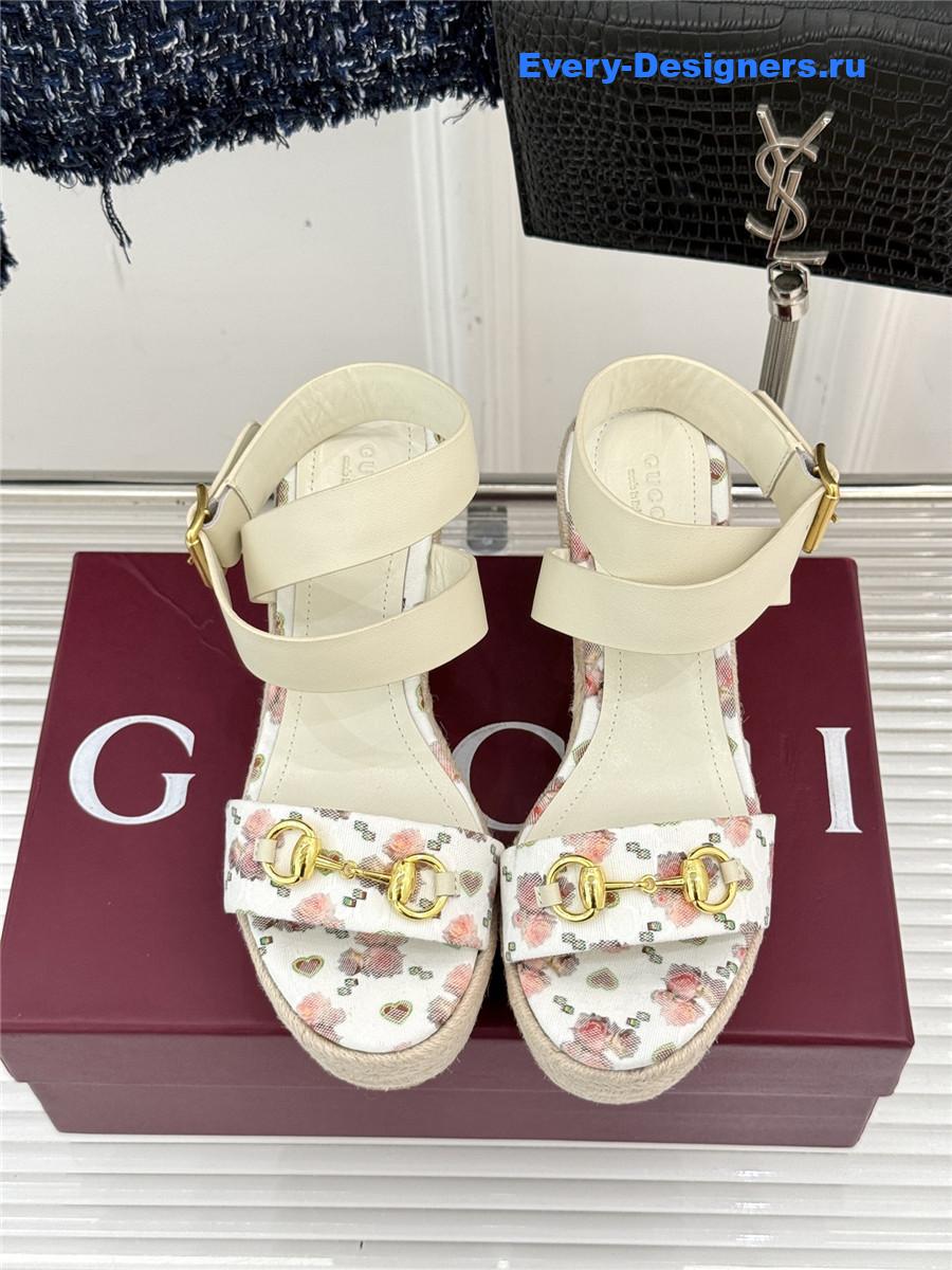 Gvc*1 beige horsebit gg platform espadrille sandals