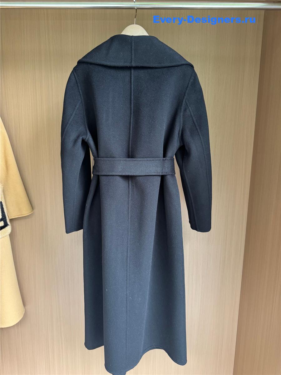 F**di black cashmere coat