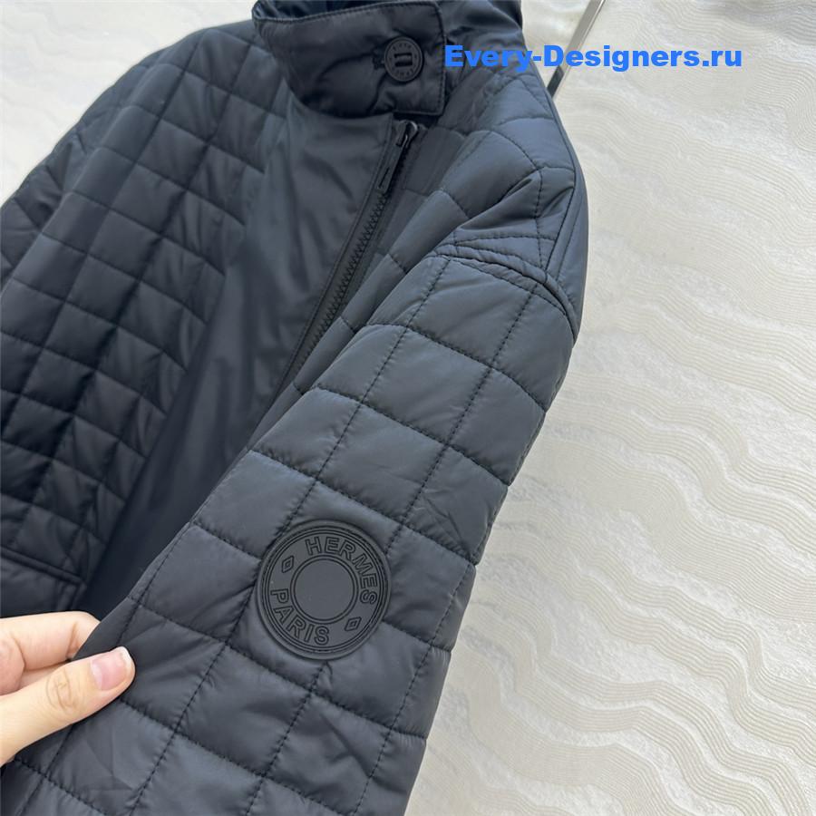 H**me5 dark blue quilted coat