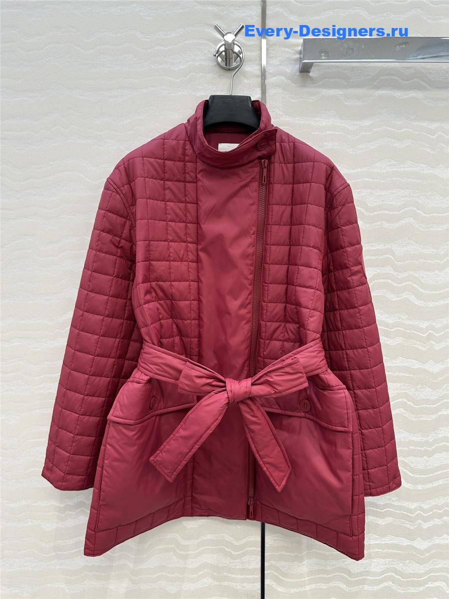 H**me5 red quilted coat