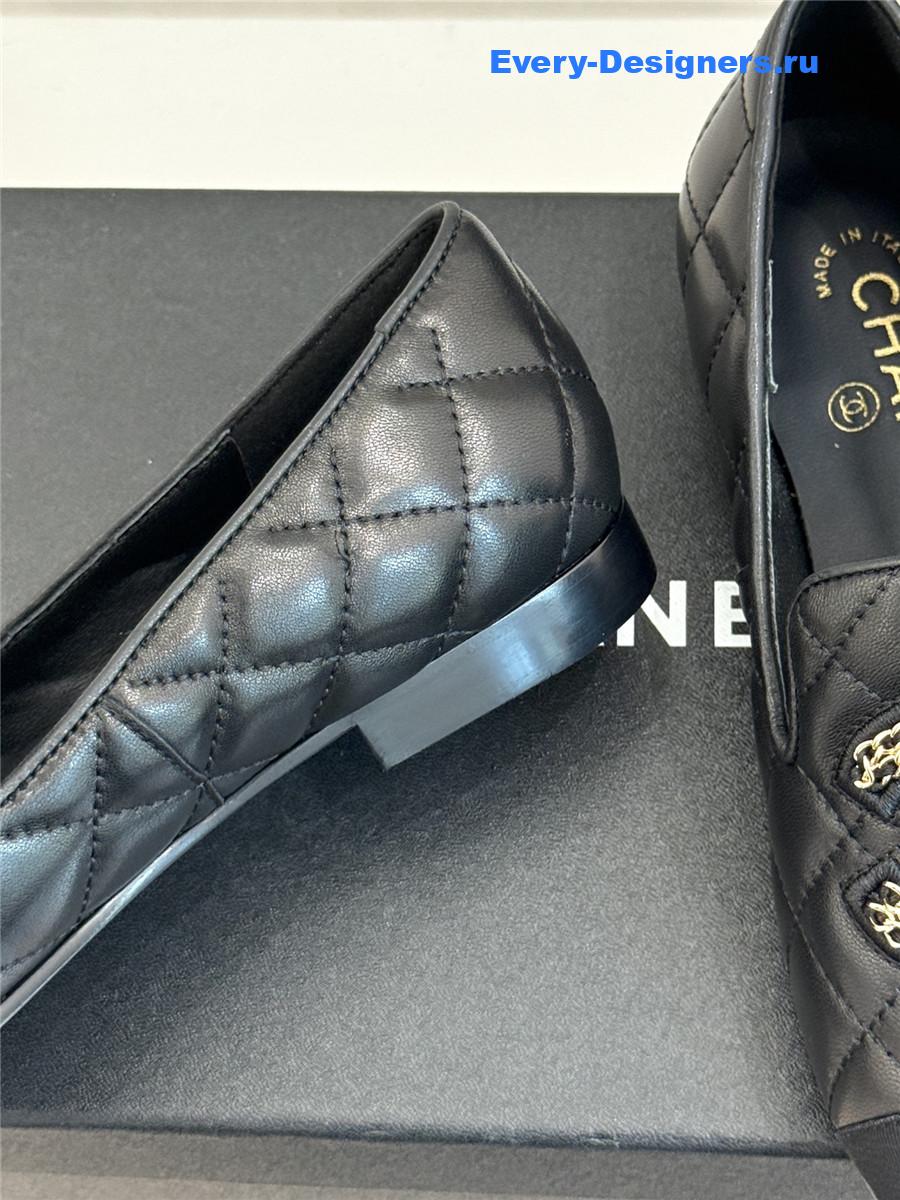 ch**el cc chain D1am0nd black loafers