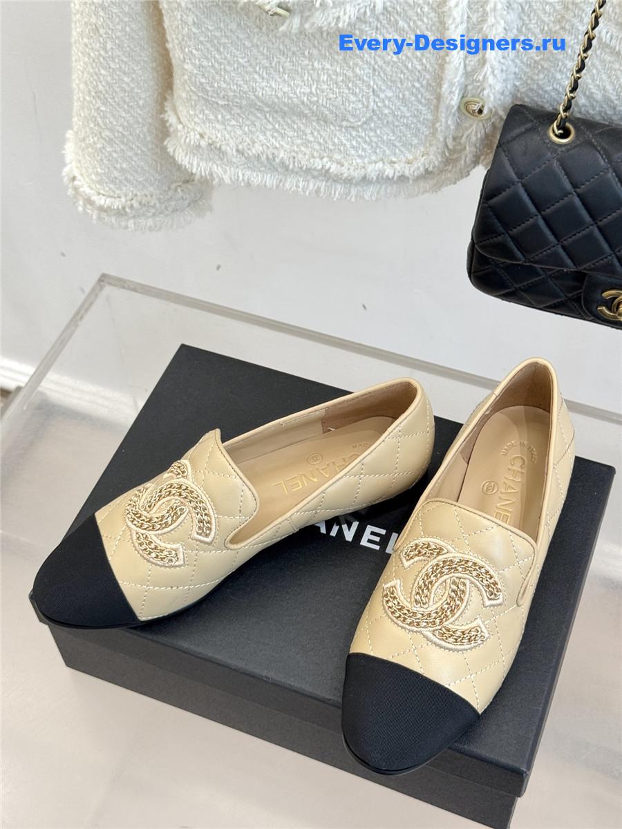 ch**el cc chain D1am0nd beige loafers