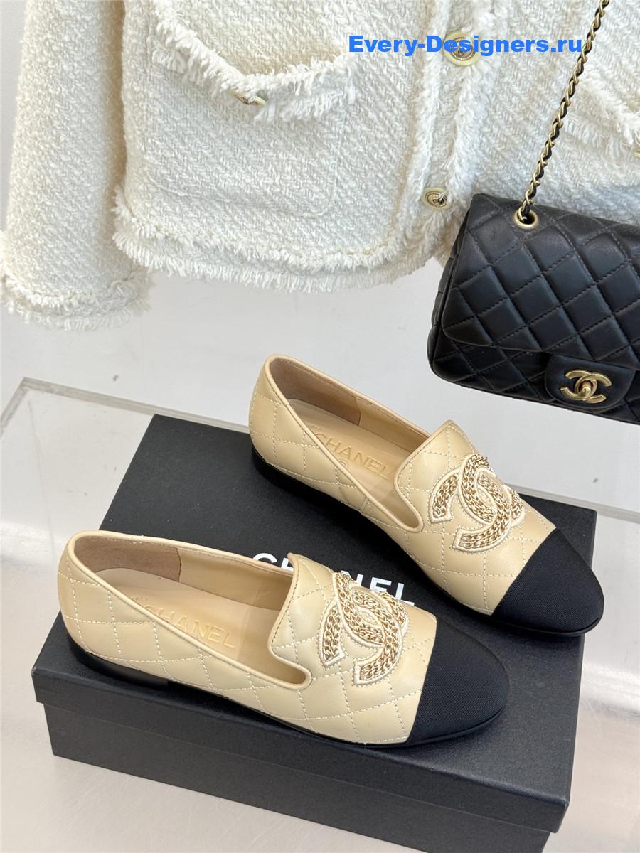ch**el cc chain D1am0nd beige loafers