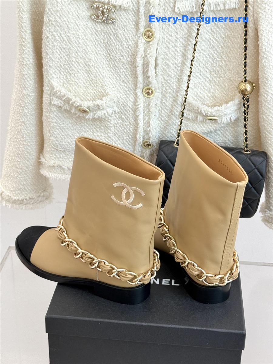 Ch**el beige leather black cap toe chain boots