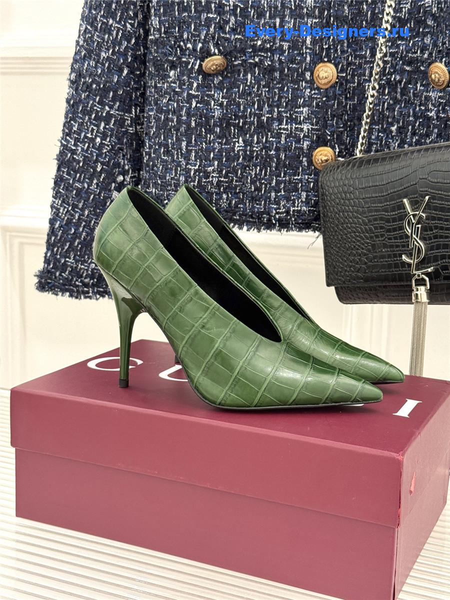Gvc*1 green croc-embossed leather mule pumps