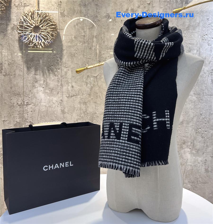 Ch**el black houndstooth cashmere scarf