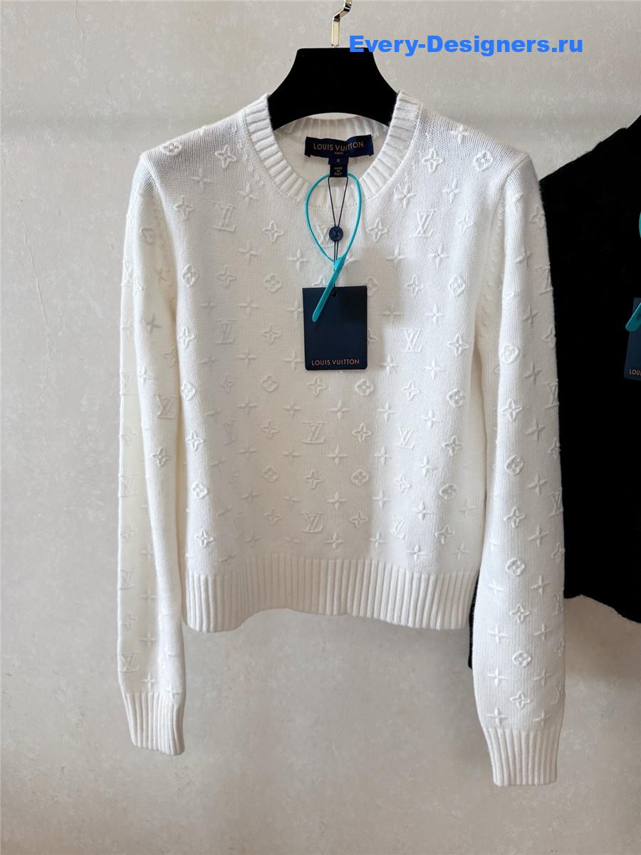 l0vis Vvtt0n white monogram embellished wool crewneck