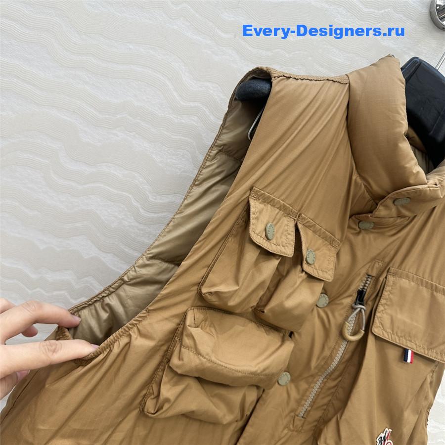 Moncler Grenoble Tongass Down Field Vest