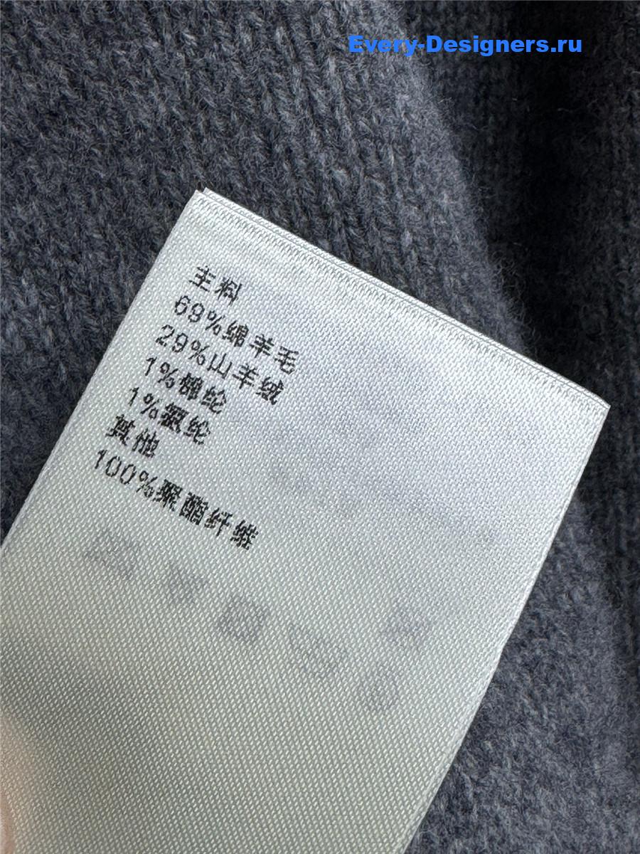 l0vis Vvtt0n grey embroidered signature pullover