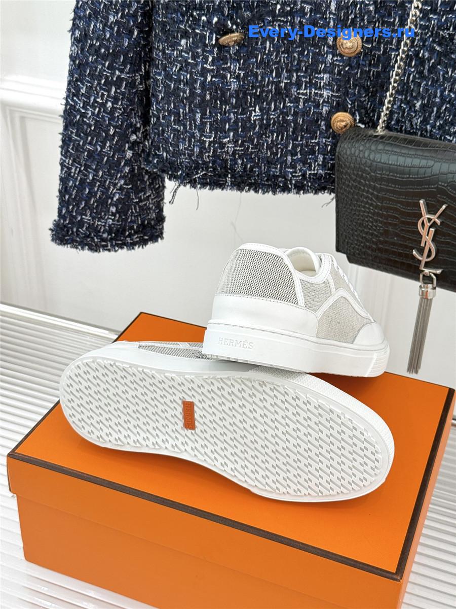 H**me5 white get sneaker