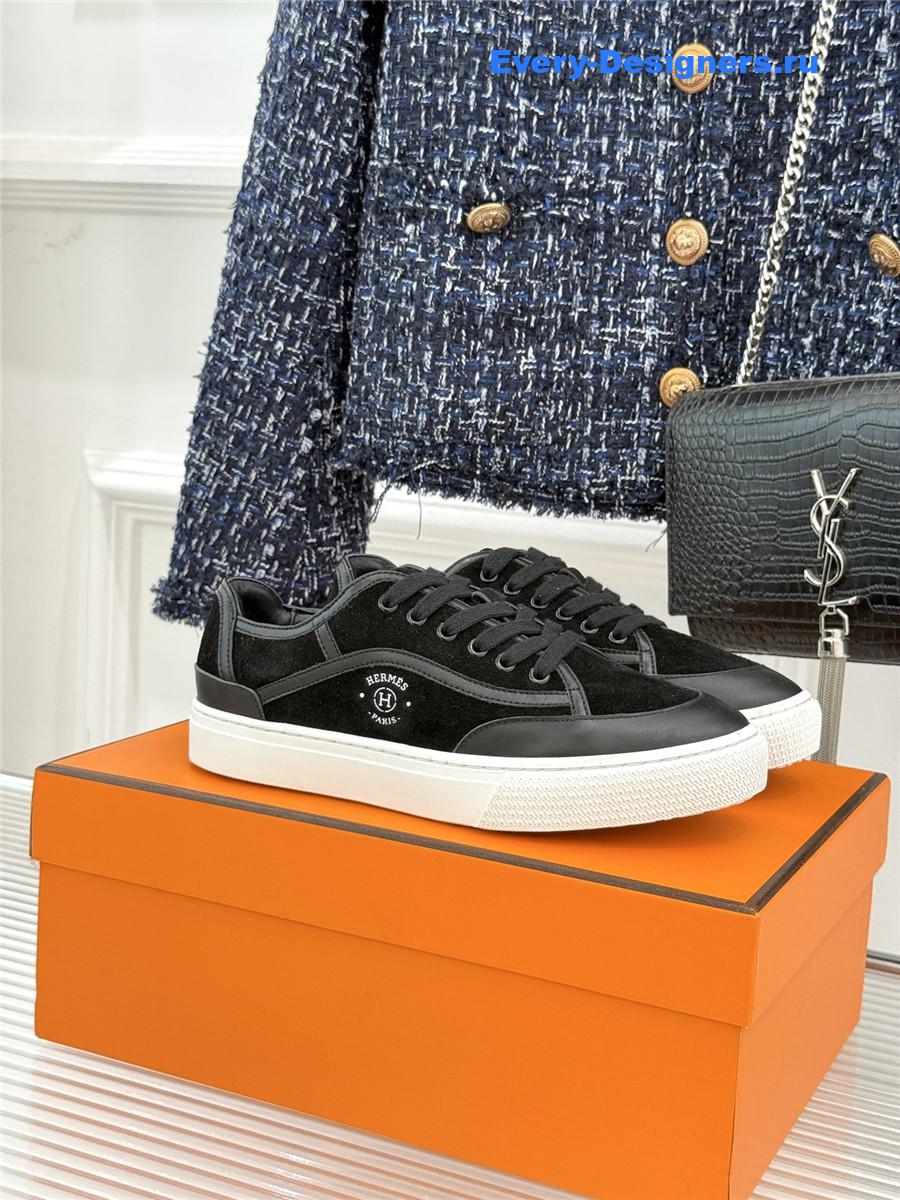 H**me5 black get sneakers