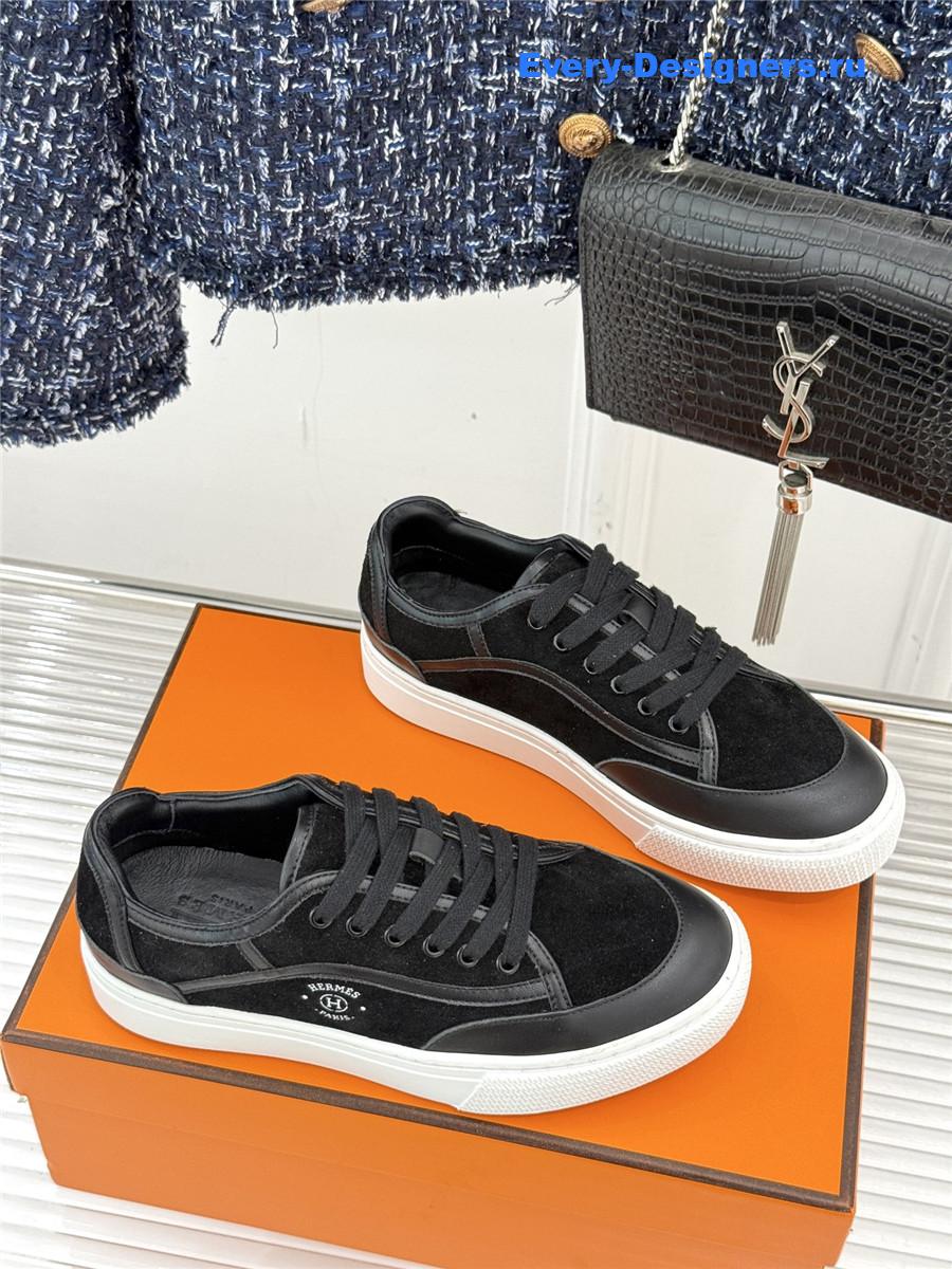 H**me5 black get sneakers