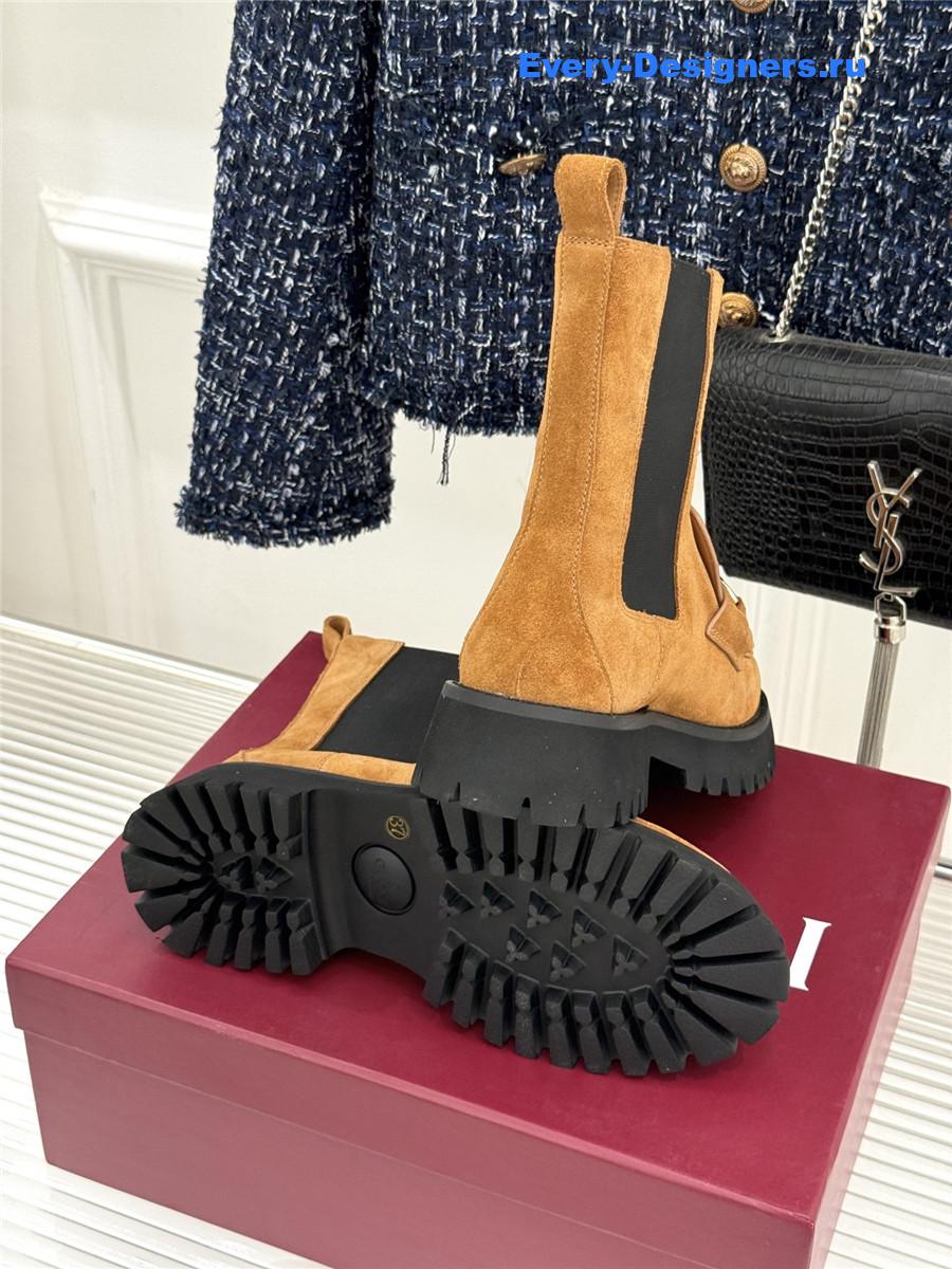 Gvc*1 brown horsebit suede ankle boots