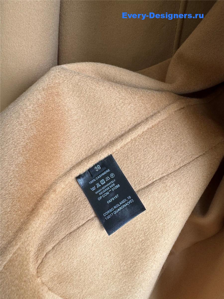 F**di camel logo-patch hooded cashmere coat