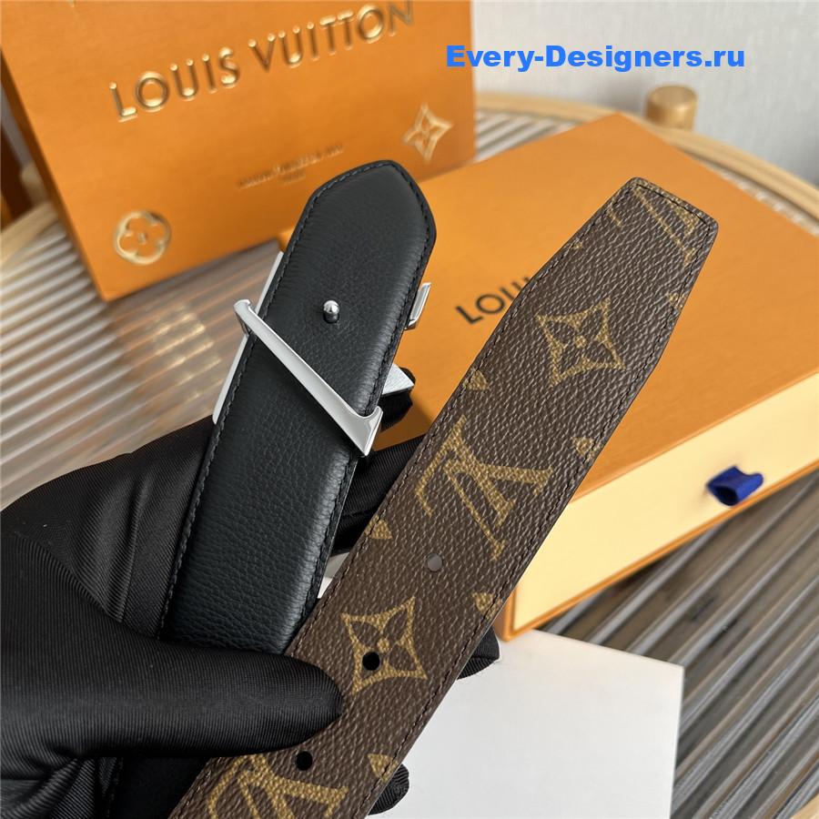 l0vis Vvtt0n silver buckle monogram reversible belt