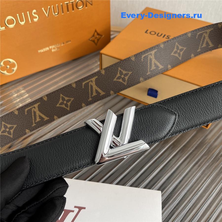 l0vis Vvtt0n silver buckle monogram reversible belt