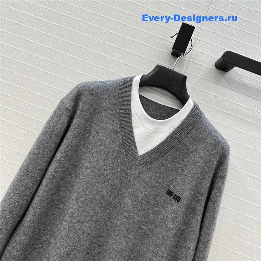 Miu Miu V-Neck Ardesia Sweater