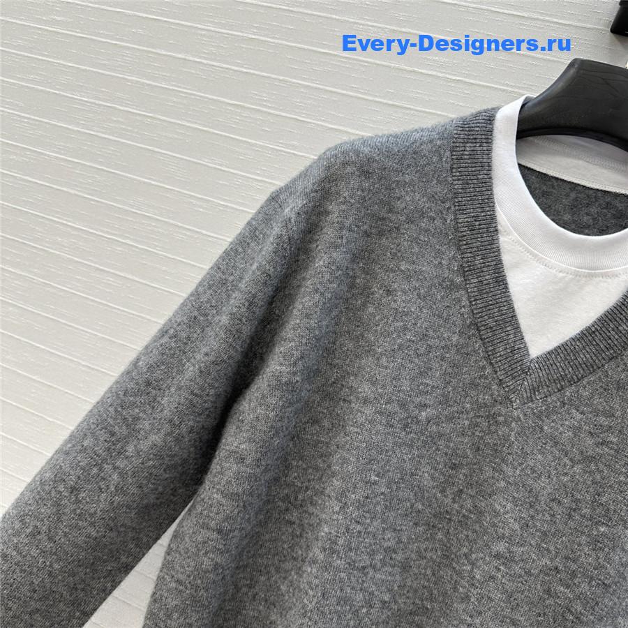 Miu Miu V-Neck Ardesia Sweater