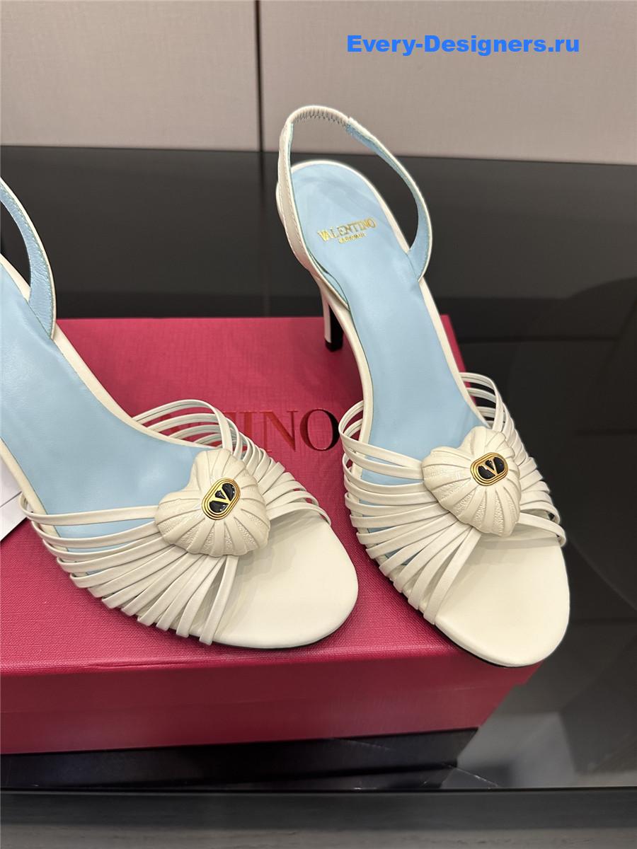 Va1e*ntin0 garavani 85mm beige royal sandals