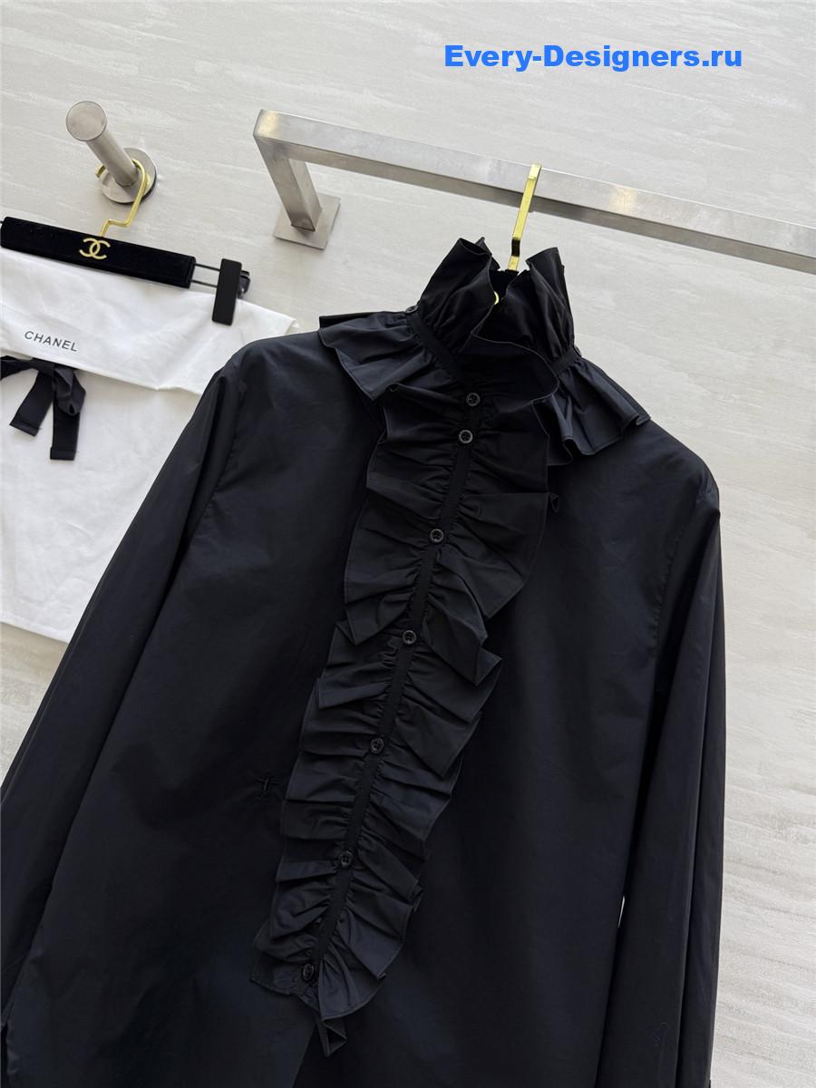 D10r black removable ruched collar blouse