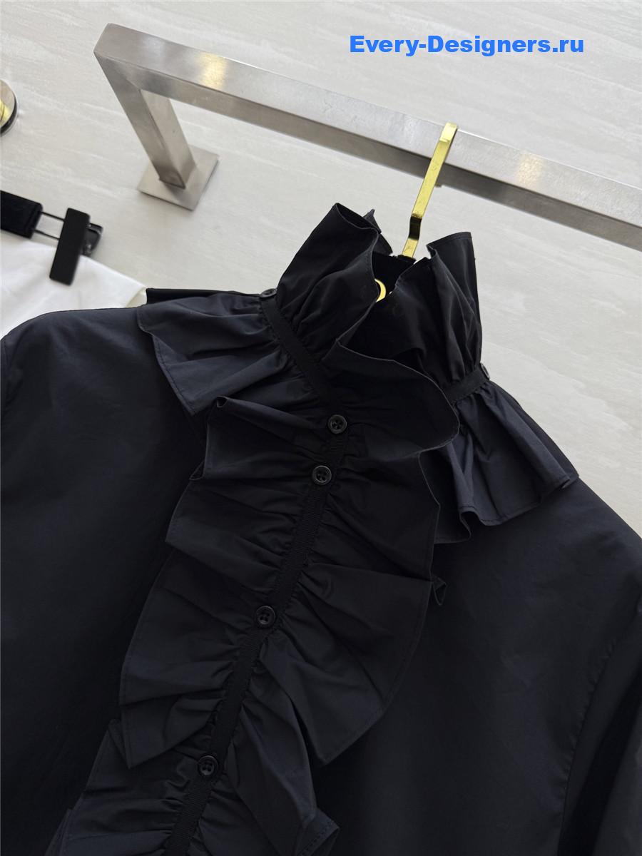 D10r black removable ruched collar blouse