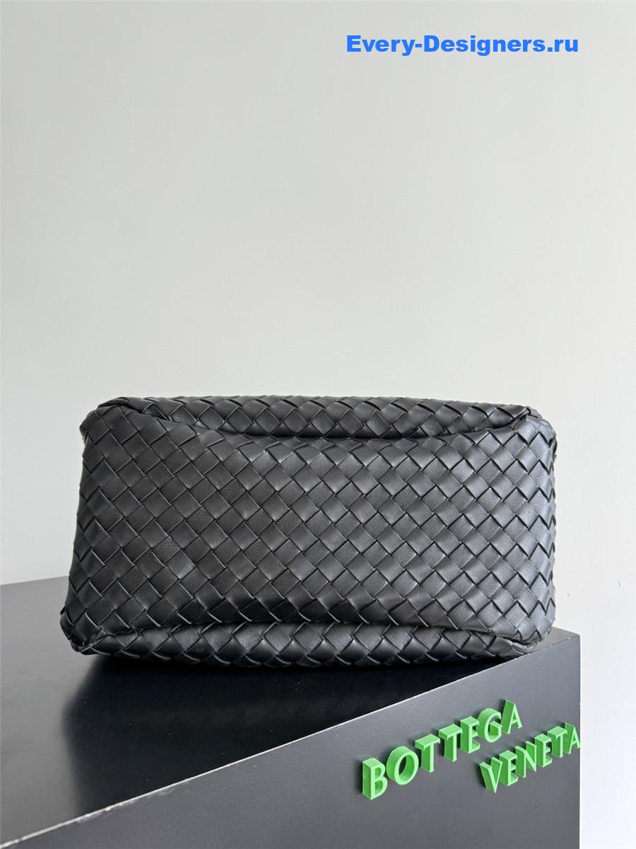 b0tt*ga Ven*ta black campana hobo