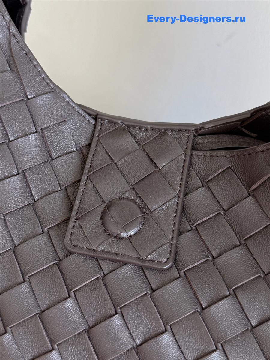 b0tt*ga Ven*ta dark brown campana hobo