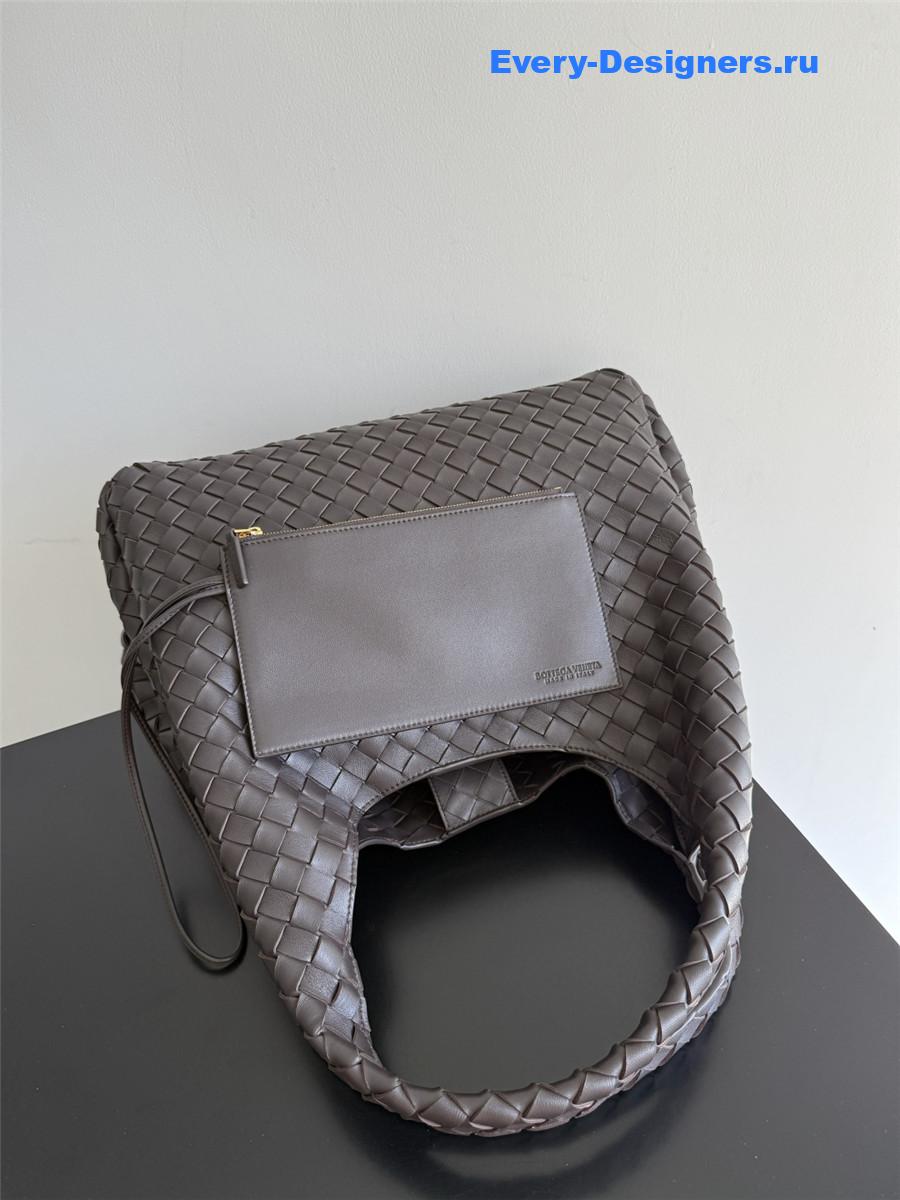 b0tt*ga Ven*ta dark brown campana hobo