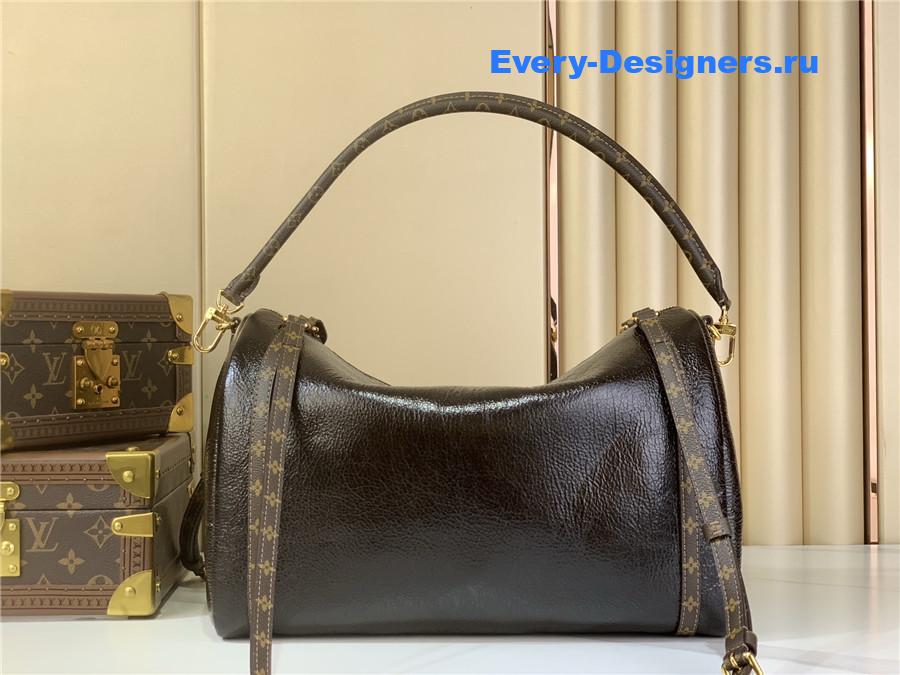 l0vis Vvtt0n wax leather express mm bag