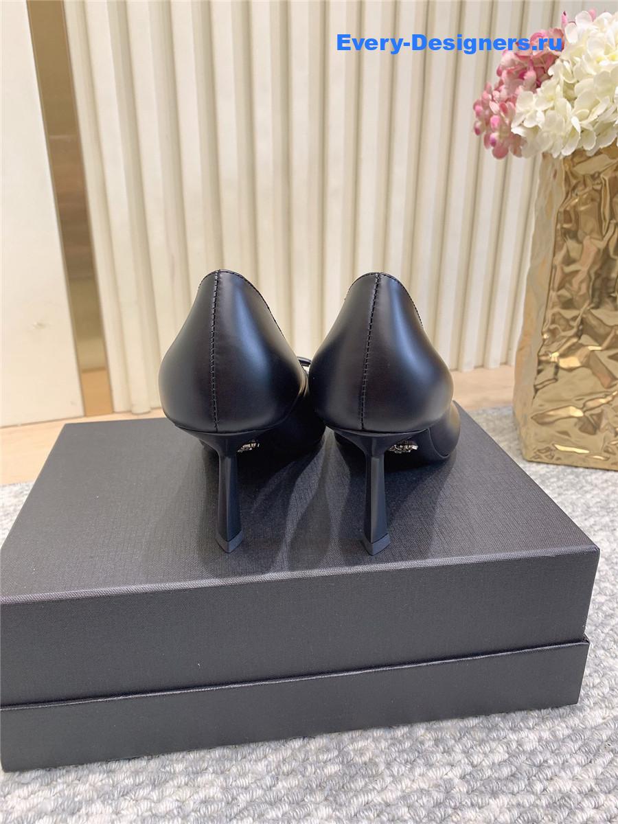 Pra*a black logo-plaque pointed-toe pumps