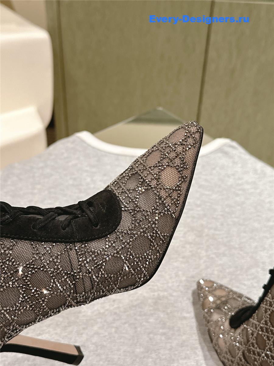 D10r black capture heeled ankle boot