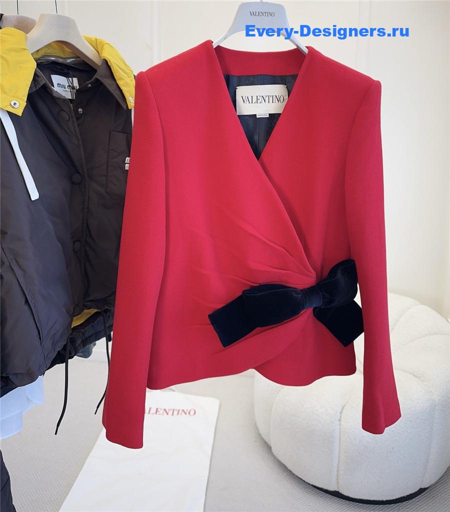 Va1e*ntin0 garavani red bow-detail crepe blazer