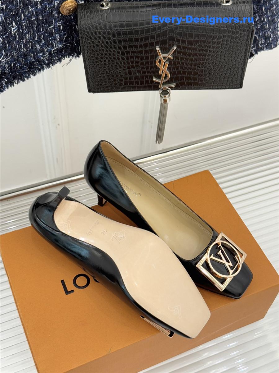 l0vis Vvtt0n black patent leather heel pumps