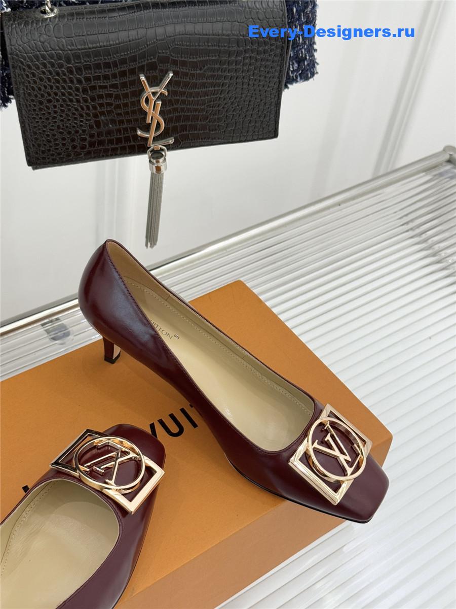 l0vis Vvtt0n burgundy patent leather heel pumps