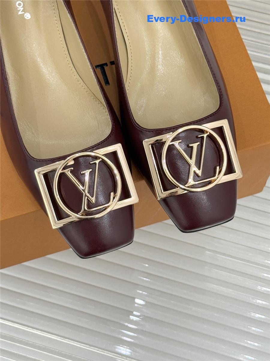 l0vis Vvtt0n burgundy patent leather heel pumps