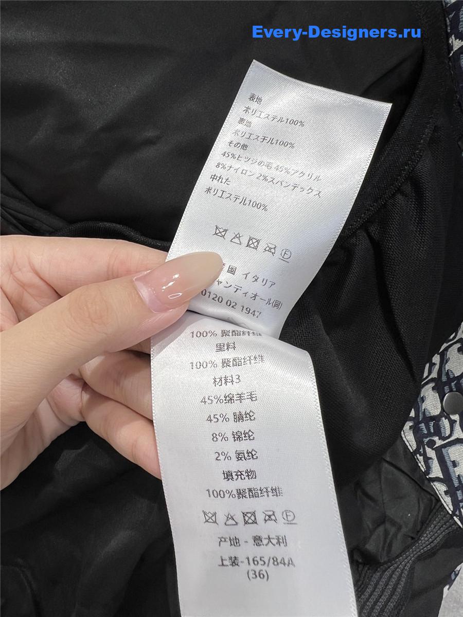 D10r oblique jacquard down jacket