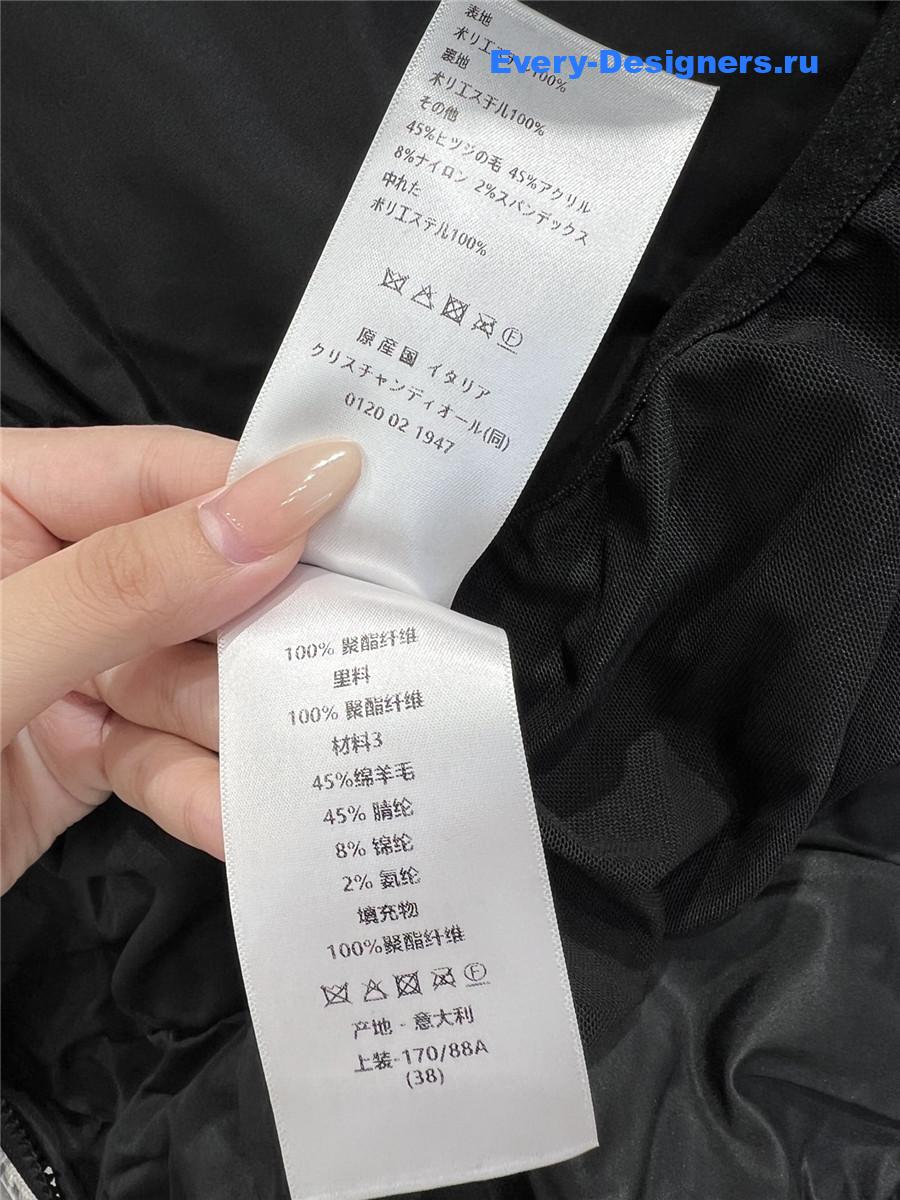 D10r grey oblique jacquard down jacket