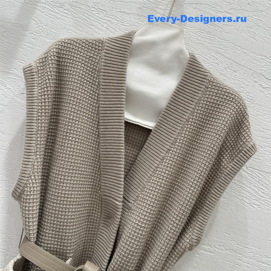 L0r0 P1ana beige mink knit vest