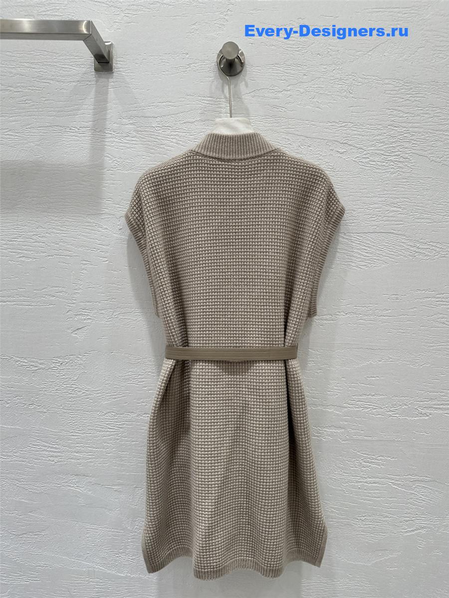 L0r0 P1ana beige mink knit vest